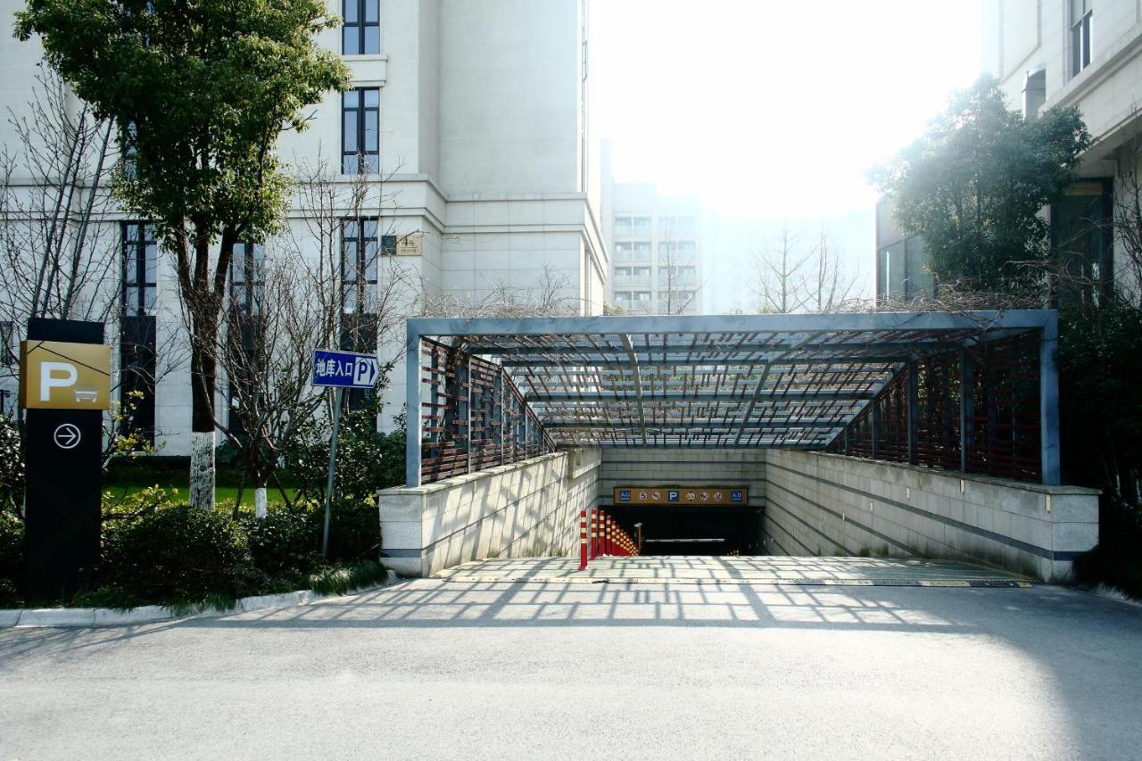 Barony Park Hotel Sanghaj Kültér fotó